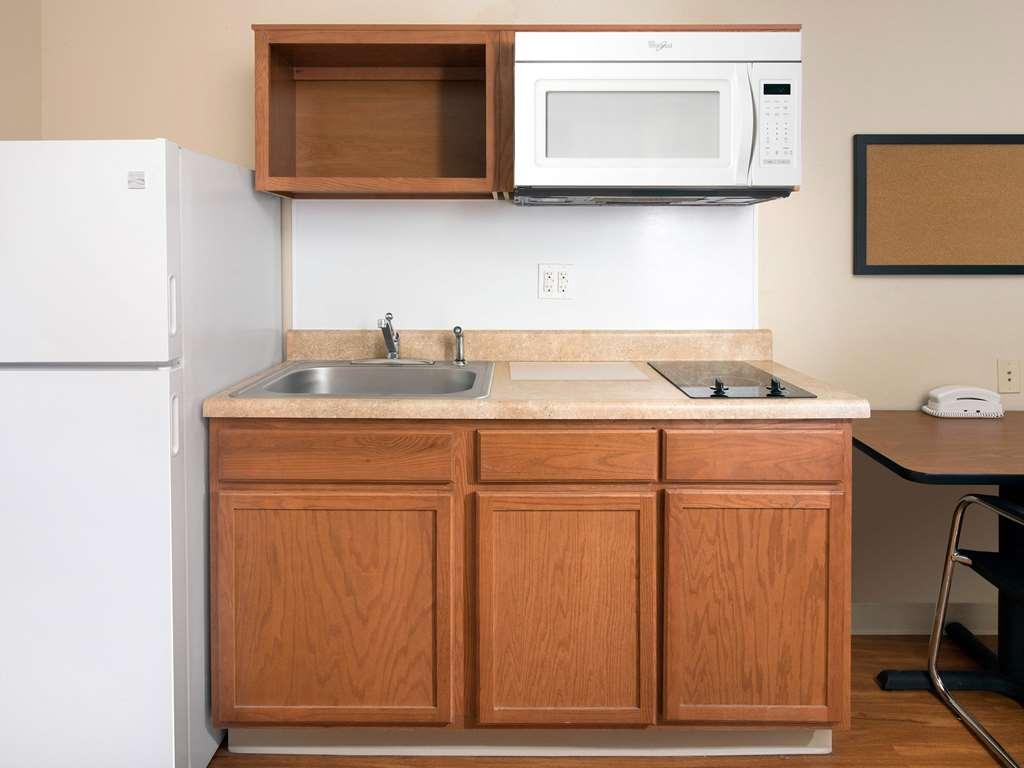 Extended Stay America Select Suites - Wilmington - West Chambre photo