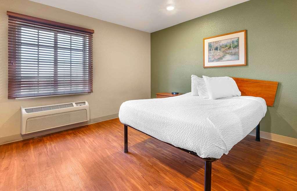 Extended Stay America Select Suites - Wilmington - West Chambre photo